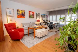 MAGNIFICO PISO EN VENTA EN LA AVD PRINCIPAL CON VISTAS AL MAR photo 0