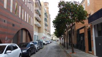 Alquiler de Local en calle Salmedina. Sevilla photo 0