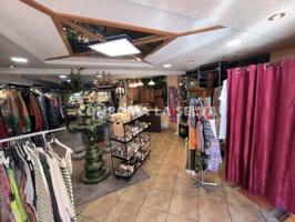 Local en venta en Malgrat de Mar photo 0