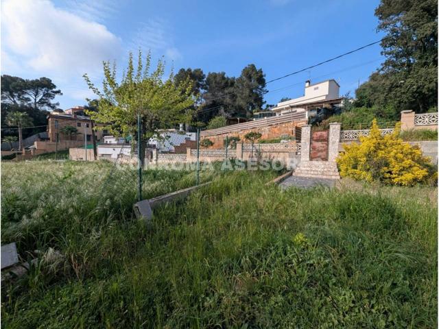Se vende terreno en Santa Susana photo 0