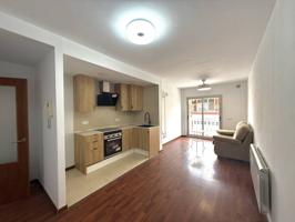 Se vende acogedor piso en Calle Ramon y Cajal, Tordera, por 120.000 €. photo 0