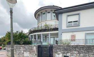Unifamiliar Pareada En venta en Casco Histórico, Hondarribia photo 0