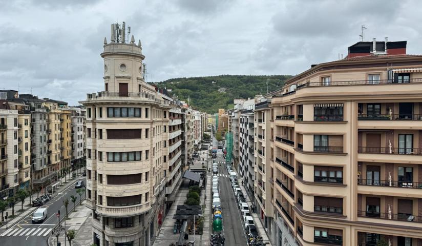 Piso En venta en Parte Vieja, Donostia - San Sebastian photo 0