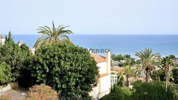 ¡BONITO ESTUDIO DE 1 DORMITORIO, CON VISTAS AL MAR, A 700 METROS DE LA PLAYA! photo 0