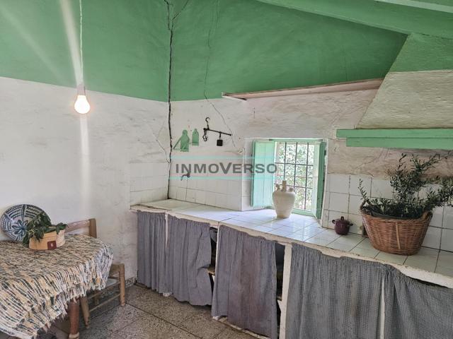 CASA PARA REFORMAR CON TERRENO photo 0