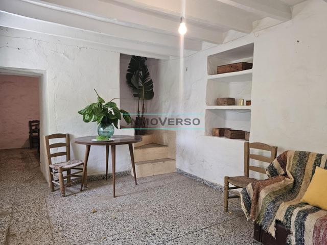 CASA PARA REFORMAR CON TERRENO photo 0