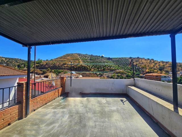 CASA EN LA VIÑUELA CON TERRAZA photo 0