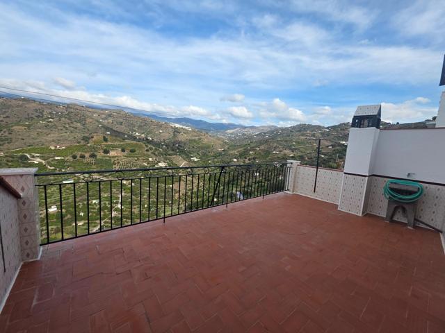 CASA EN SAYALONGA PARA ENTRAR A VIVIR photo 0