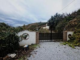 PRECIOSA CASA CON TERRENO EN SAYALONGA photo 0