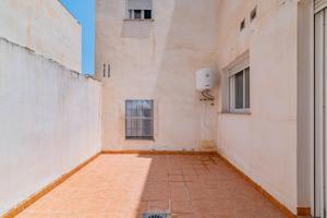 Bonito piso con patio y garaje¡¡¡¡¡ photo 0