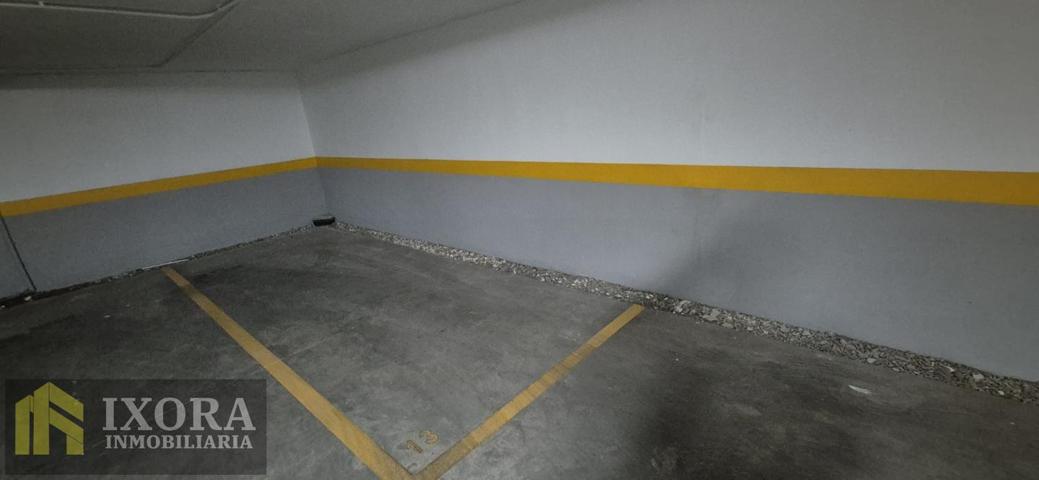 Plaza de Garaje en Paseo de Linarejos a la Venta photo 0