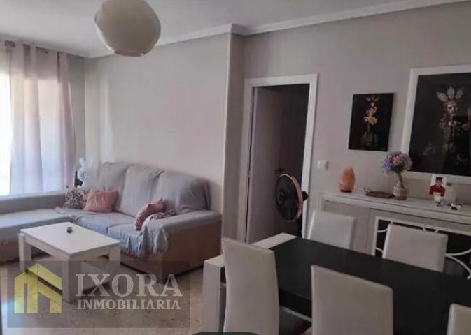 Bonito Piso cerca de Avenida Andalucía (Linares) photo 0