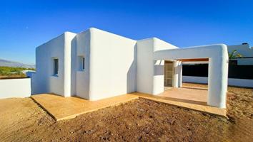 VILLA DE OBRA NUEVA ESTILO IBIZA EN POLOP photo 0