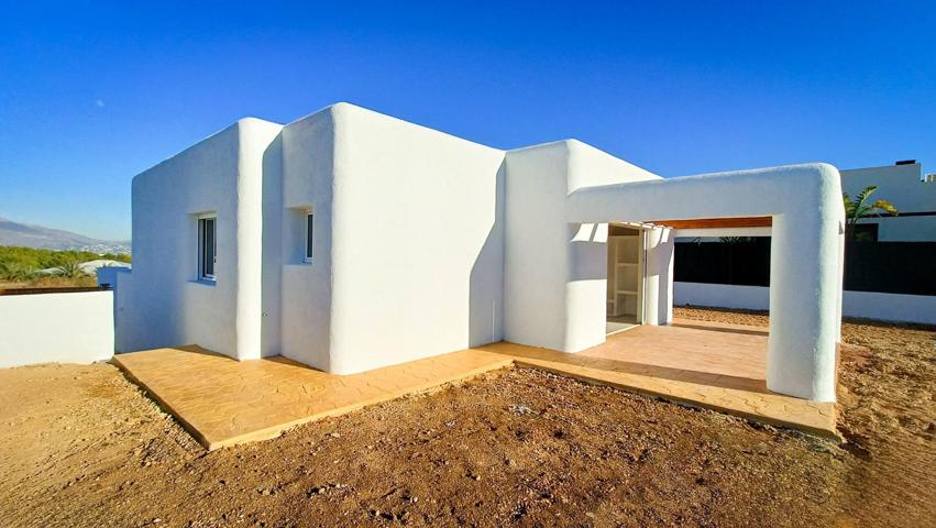 VILLA DE OBRA NUEVA ESTILO IBIZA EN POLOP photo 0