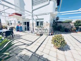 Chalet adosado en venta en Nuevo Portil photo 0
