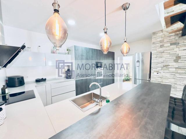 Exclusiva Casa adosada de esquina totalmente reformada en Punta Umbría – Lista para entrar a vivir photo 0