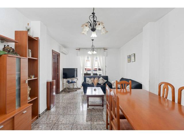 Piso en venta en Zona Calle Poniente-Avenida Cristóbal Colón(18100) photo 0