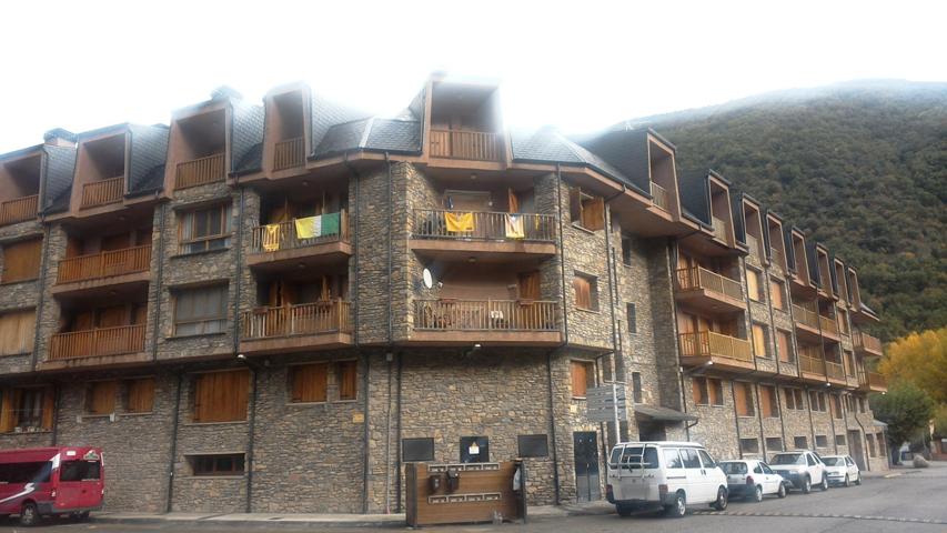 PARKING EN VENTA EN RIALP photo 0