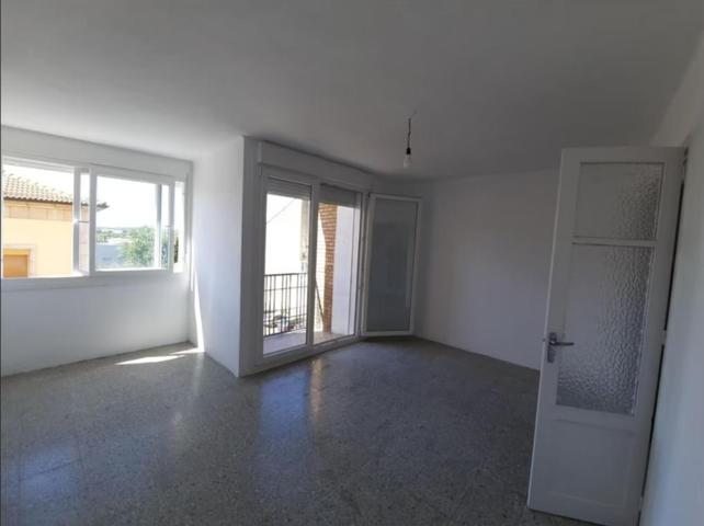 Piso en Venta en Agramunt photo 0