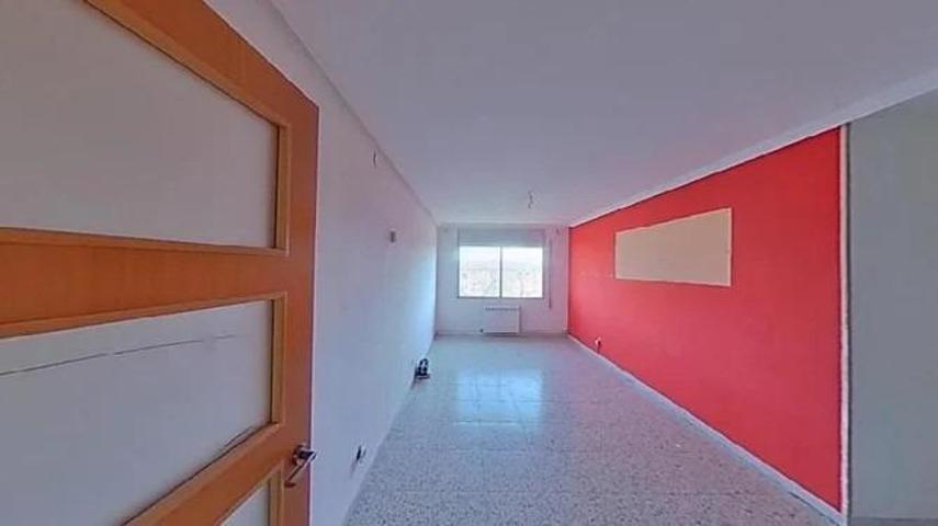 Amplio Piso en venta en Tarragona photo 0
