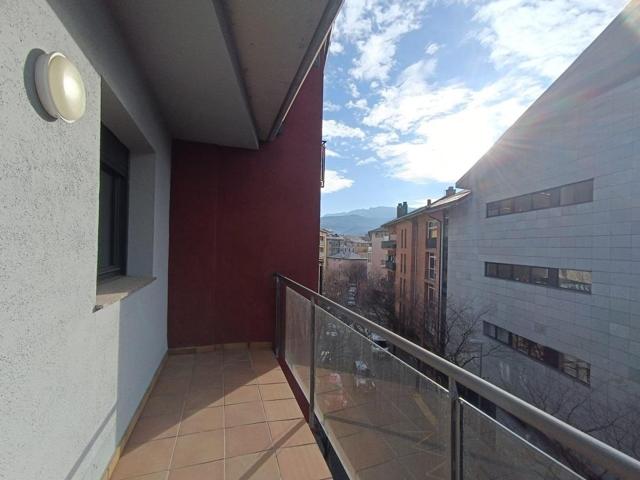 Piso en Venta en la Seu d'Urgell (Lérida). photo 0