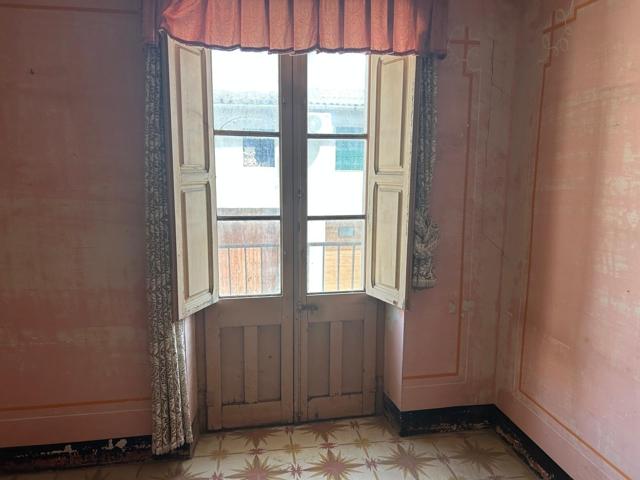 Casa en venta para reformar en Torregrossa (Lleida) photo 0