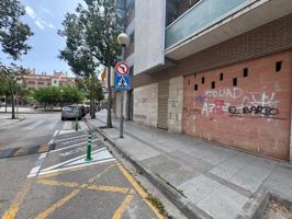 🏢 Local Comercial en Venta – El Vendrell (Calle Margarida Xirgu) 🏢 photo 0