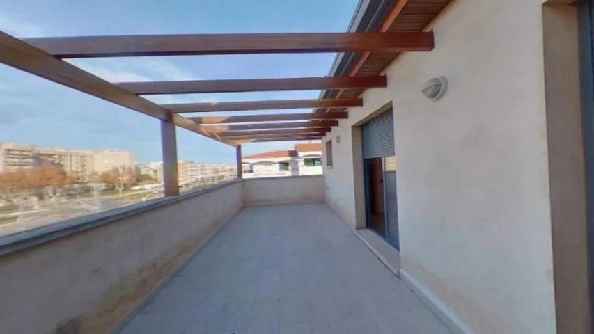 Amplio Piso Familiar en venta de Torredembarra photo 0