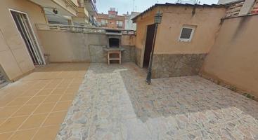 ¡Amplio piso en venta en Cubelles, Barcelona! photo 0