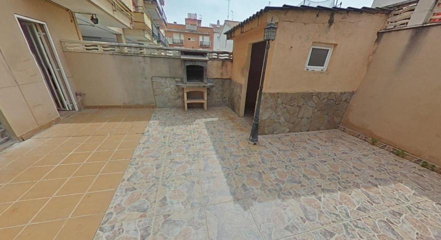 ¡Amplio piso en venta en Cubelles, Barcelona! photo 0