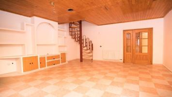 🏠 Piso en venta en el centro de Lleida photo 0