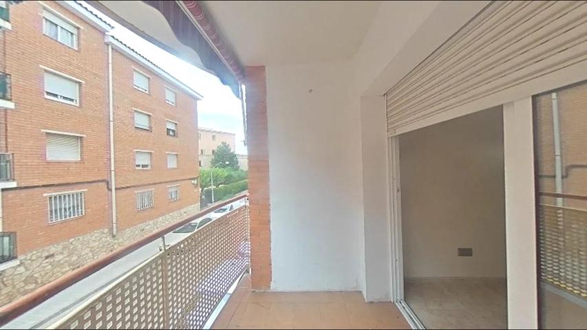 Amplio piso familiar en el centro de Torredembarra, Tarragona photo 0