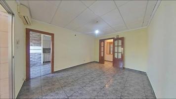 Piso amplio y luminoso en venta Torreforta (Tarragona) photo 0