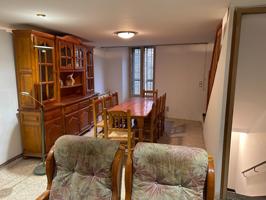 Casa reformada amb pati i magatzem a Verdú photo 0