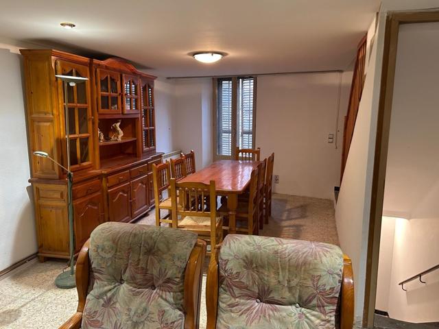 Casa reformada amb pati i magatzem a Verdú photo 0