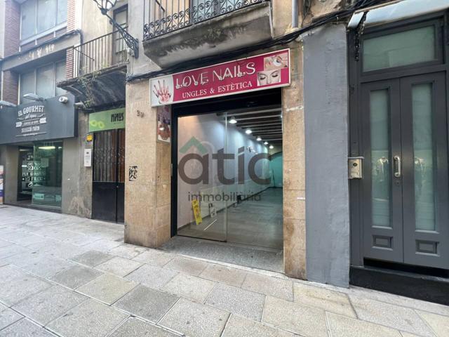 Local a lloguer a carrer Nou photo 0