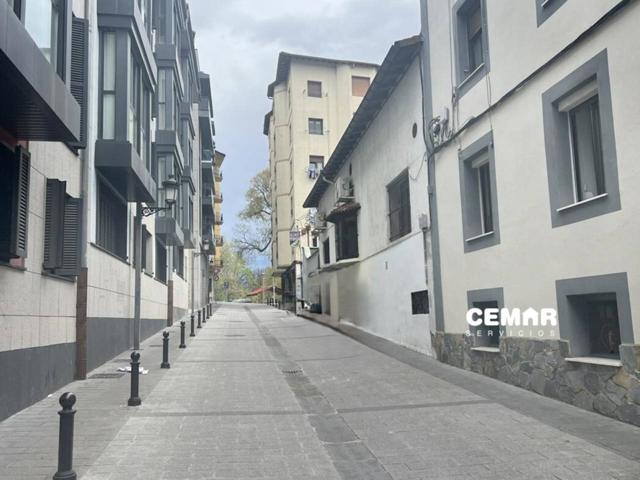 Piso a Reformar en el centro de Irún con ascensor. photo 0