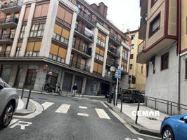 A un paso del centro de Irún. Zona Residencial.- Junto a todos los servicios photo 0