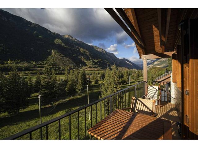 APARTAMENTO EN LINSOLES A UNOS 2 KM DE BENASQUE photo 0