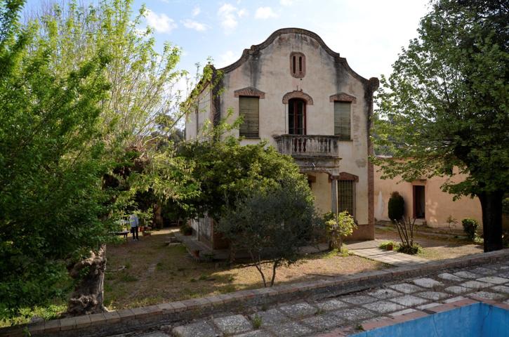Villa En venta en Sant Cugat del Vallès photo 0
