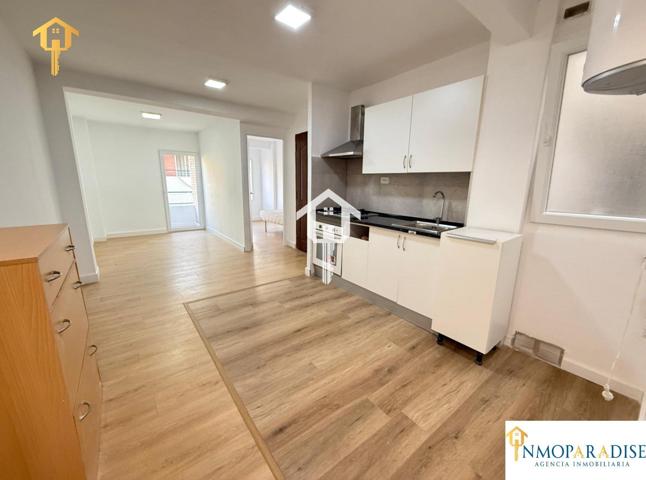 PISO REFORMADO EN VENTA EN CAROLINAS ALTAS, ALICANTE – 4 DORMITORIOS Y BALCÓN photo 0