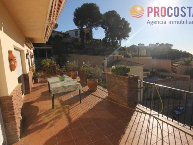 Casa En venta en Almuñécar photo 0