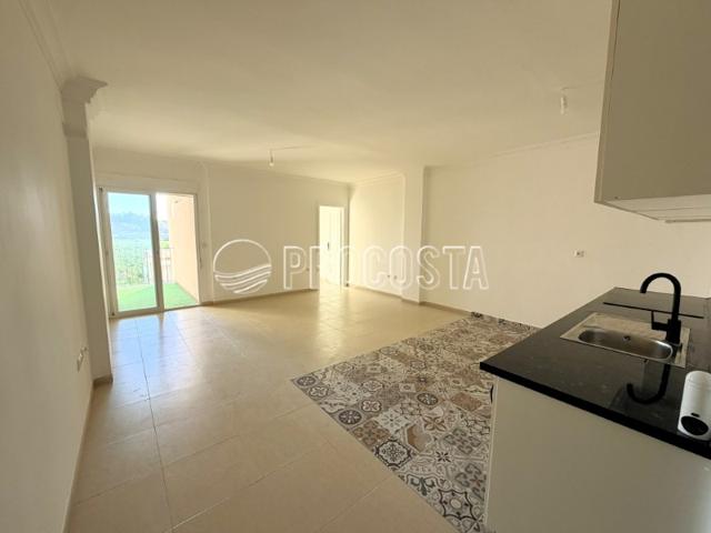 Piso En venta en Almuñécar photo 0