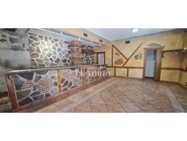ALQUILER BAR ZONA GOMEZ ULLA -ROLLO photo 0