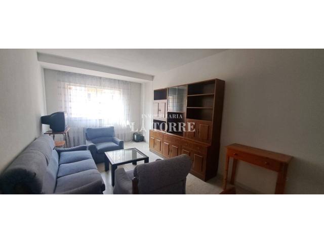 VENTA PISO EN ZONA DEL ROLLO 3 DORMITORIOS Y 1 BAÑO photo 0