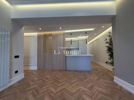 VENTA PISO EN EL CENTRO, REFORMQADO LUJO. 3 HAB 2 WC photo 0