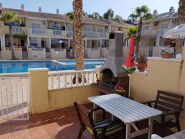 Apartamento en planta baja en Lomas del Polo photo 0