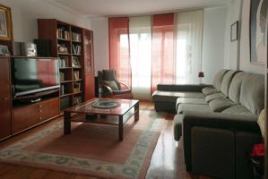 Piso En venta en Vitoria-Gasteiz photo 0