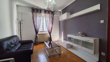Piso En venta en Vitoria-Gasteiz photo 0