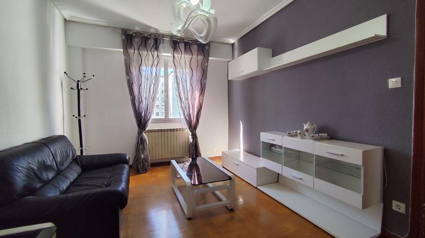Piso En venta en Vitoria-Gasteiz photo 0